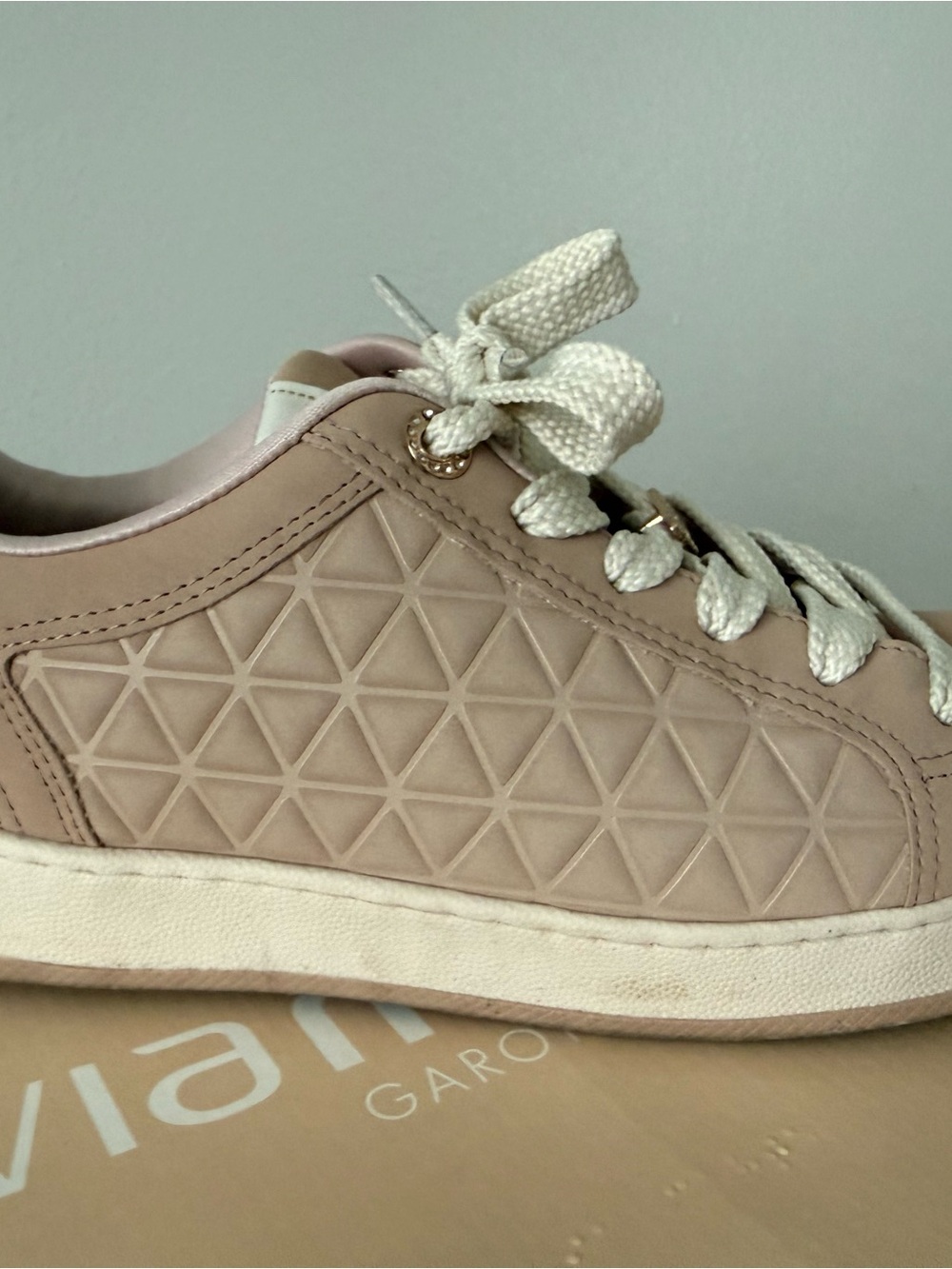 Women’s Casual Lace-Up Sneaker in Blush Pink